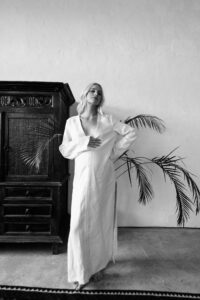 Jessie Reggie Maternity 142