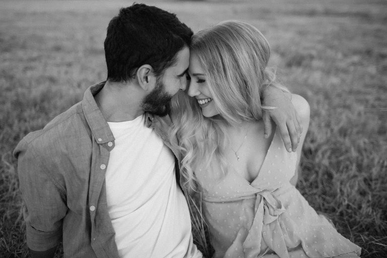 Swan Valley Caversham Engagement Photos by Perth wedding photographer Kate Drennan.